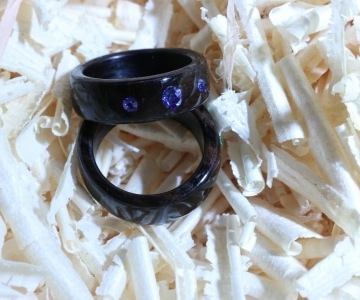 Makassar-/Ebenholz mit Swarovski Kristallen Sapphire