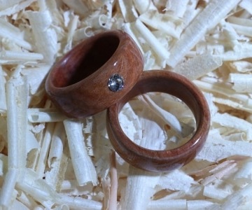 Zwetschkenholz mit Swarovski Kristall Crystal